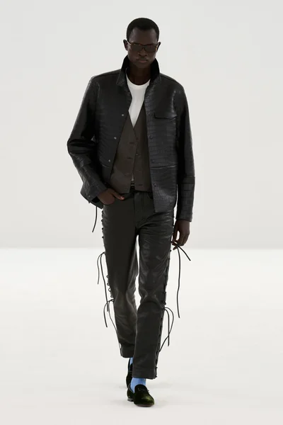 Look 35